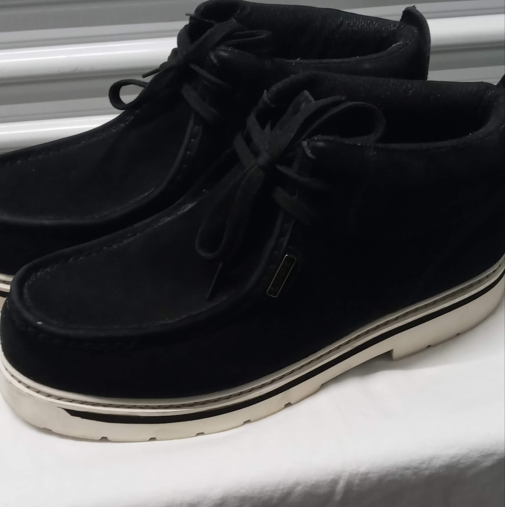 Black lugs boots size 11.5
